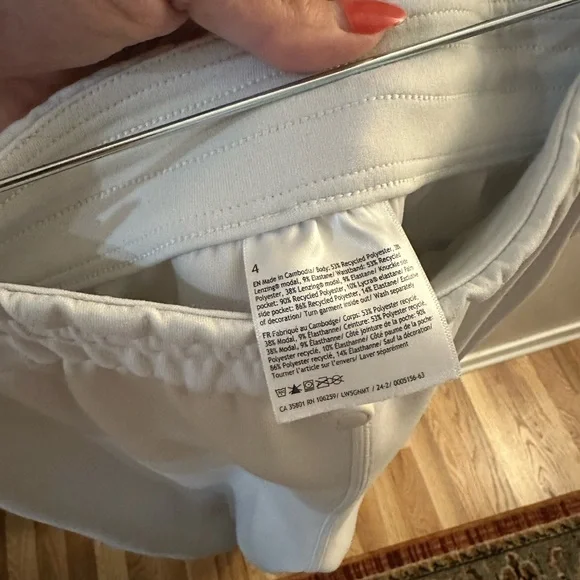 Lululemon Softsteme High Rise Pant Size 4 TALL - Picture 4 of 4